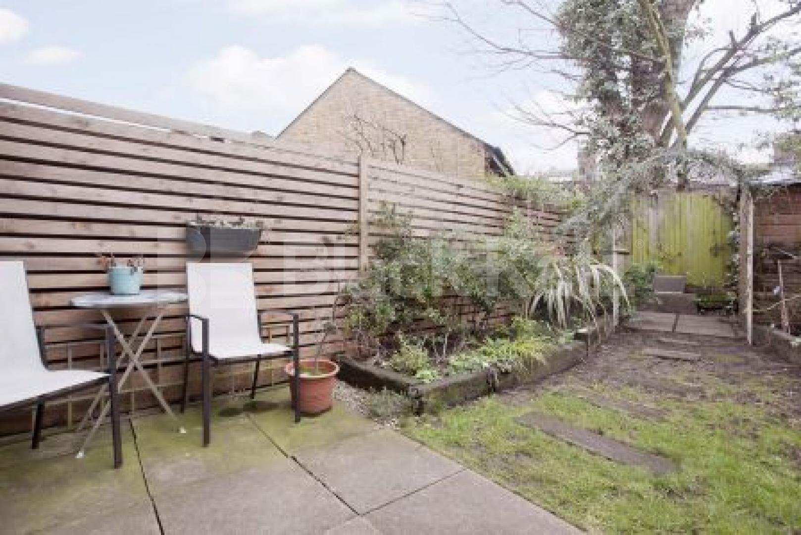 			Unique Cottage in Central Crouch End, 2 Bedroom, 1 bath, 1 reception House			 Topsfield Cottages, Crouch End